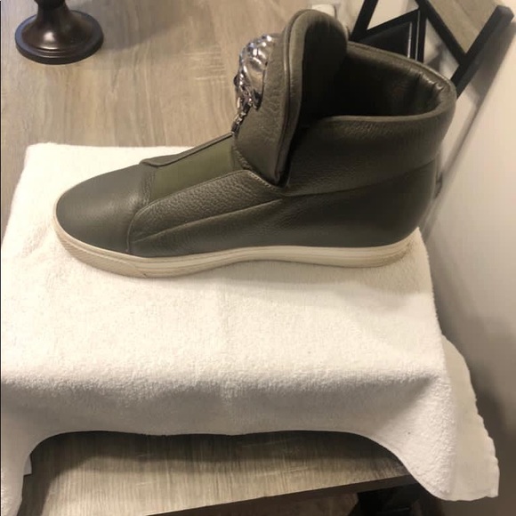 Authentic Versace shoes - Picture 1 of 11